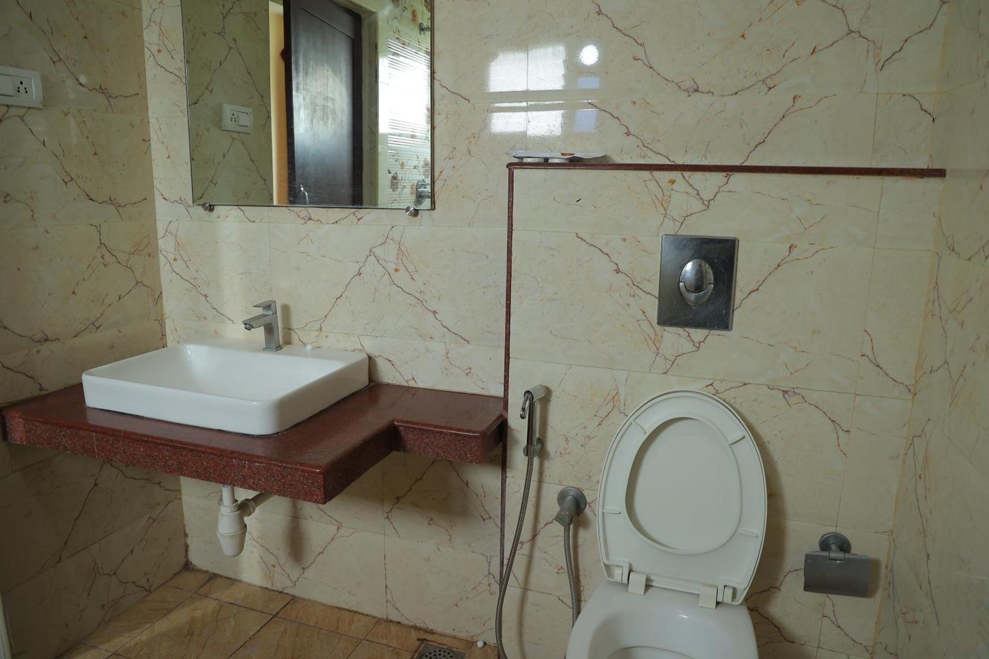 Pondy Southern Residency Pondicherry Bagian luar foto